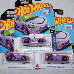 Hot Wheels lot of 3 Screentime Monster High all purple/pink Ghoul Mobile NIP